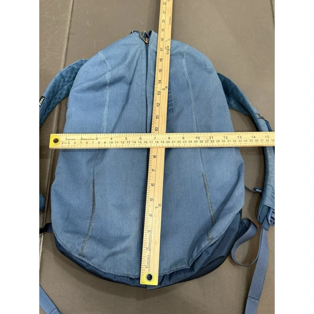 Thule Vea 17L Backpack 15